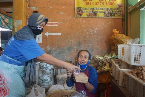 Berdaya Bantu Buruh Gendong Beringharjo Tempo Co