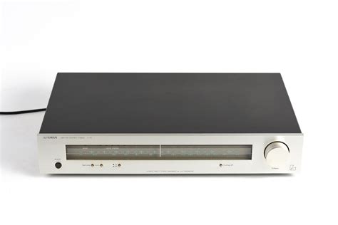 Used Luxman T-111L Tuners for Sale | HifiShark.com
