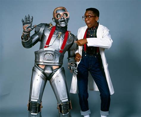 You won’t believe what Steve Urkel looks like now! | Woman's Day