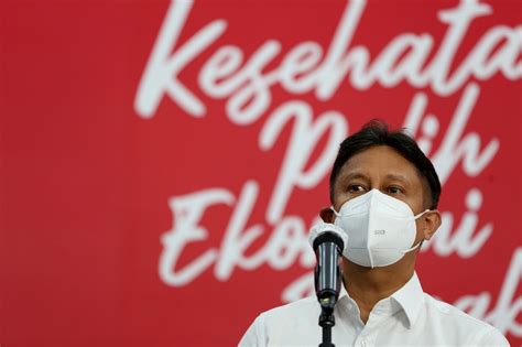 Menkes Targetkan Vaksinasi 9 700 Pedagang Pasar Tanah Abang Dalam 5