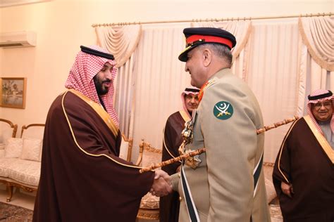 Gen Bajwa Discusses Defence Ties With Saudi Crown Prince Daily