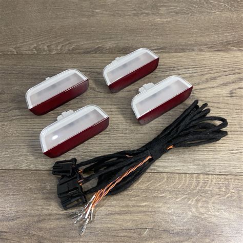 OEM LED подсветка дверей VAG на Volkswagen Golf Mk6, Volkswagen Jetta ...