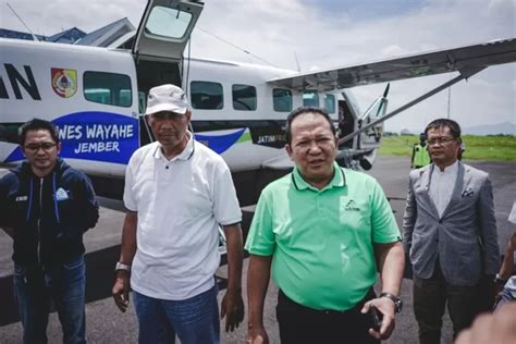 Matangkan Konsep Wisata Aviasi Radar Jember