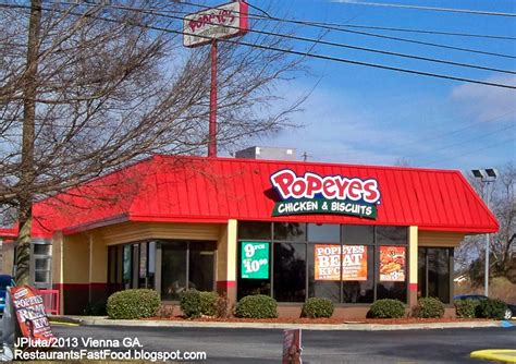 Popeyes Famous Fried Chicken & Biscuits Dress Code