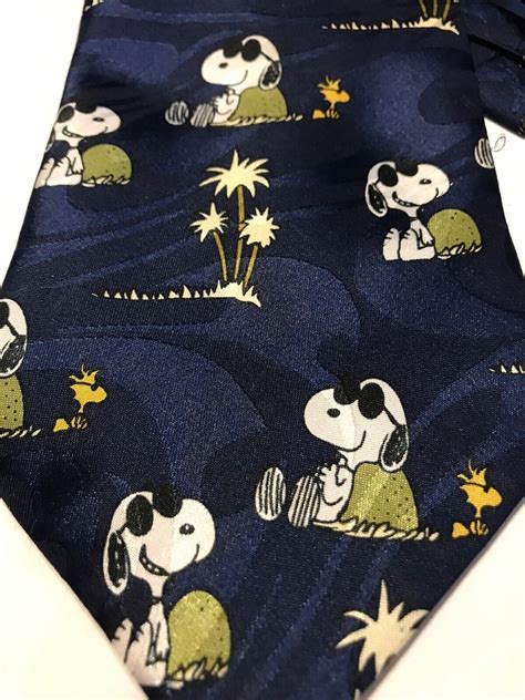 Peanuts Snoopy Woodstock Shades Rock Solid Palm Trees Gem