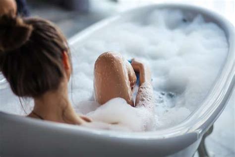 Can You Put Bubble Bath In A Hot Tub