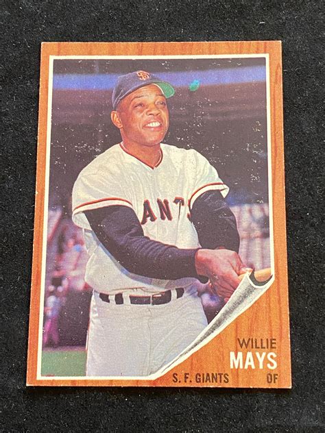 Lot EX 1962 Topps Willie Mays 300 Baseball Card HOF San