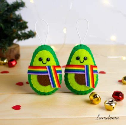 27+ Fun LGBT Christmas Tree Ornaments || Rainbow Pride Holiday Decor ...