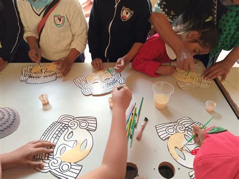 Comunidad Infantil Aprende En Taller Del Centro Regional De Cultura De