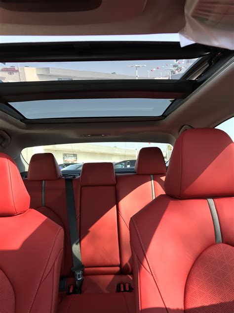 Toyota Rav4 Hybrid Panoramic Sunroof