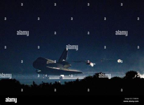 Space Shuttle Atlantis landing Stock Photo - Alamy