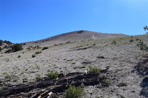 Hiking The Mammoth Mountain Trail - Top Down Lifestyle