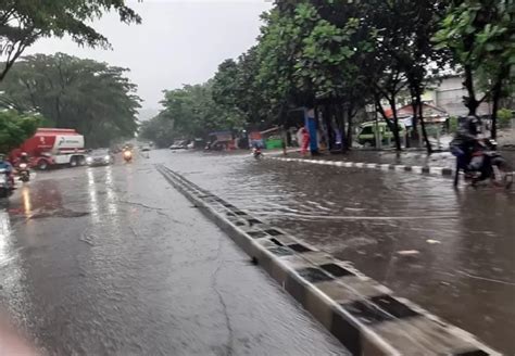 Bandung Diguyur Hujan Lebat Gedebage Banjir Ayo Bandung