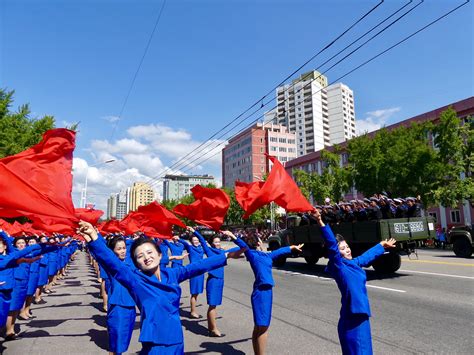 BEING A TOURIST IN NORTH KOREA - Sharon Cracknell