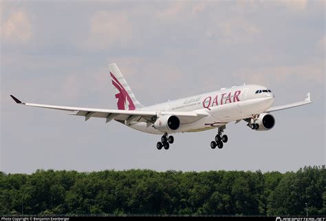 A7 ACA Qatar Airways Airbus A330 202 Photo By Benjamin Exenberger ID