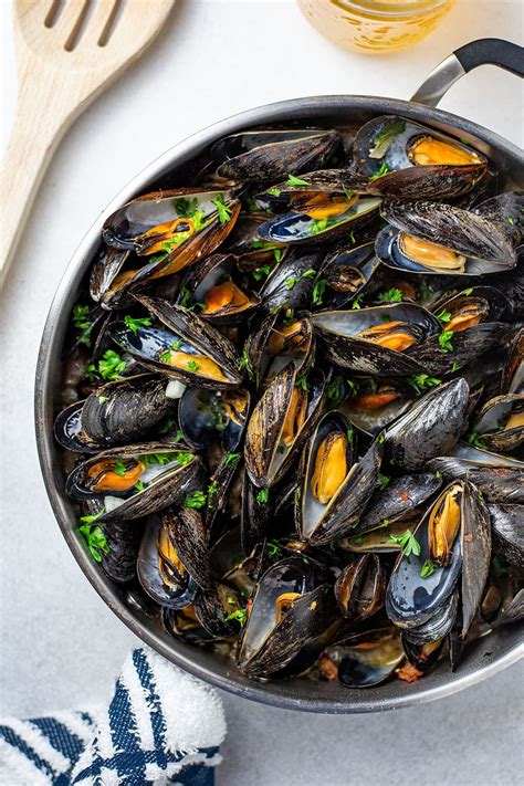 Steamed Mussels With Bacon And Beer Recipe Kitchen Swagger