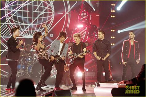 One Direction Perform With Ronnie Wood on 'X Factor UK' Final (Video ...