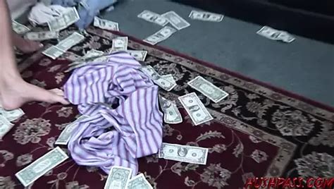 Super Hot MILF Kendall Brooks XHamster