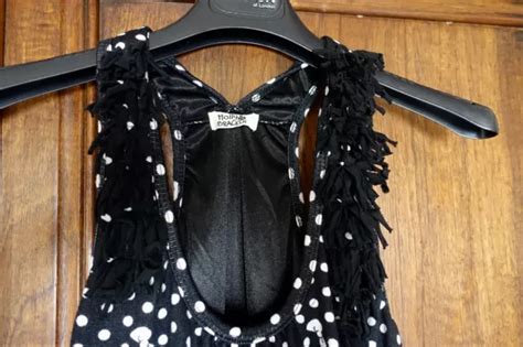 ROBE DE FÊTE Molly Bracken noir et blanc à volant pois et papillons