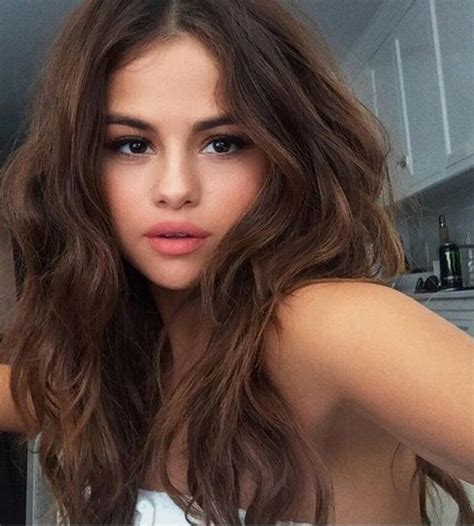 写真うつりが劇的up！セレーナ・ゴメスに学ぶsexyなポーズ Selena Gomez Fashion Selena Gomez Fotos