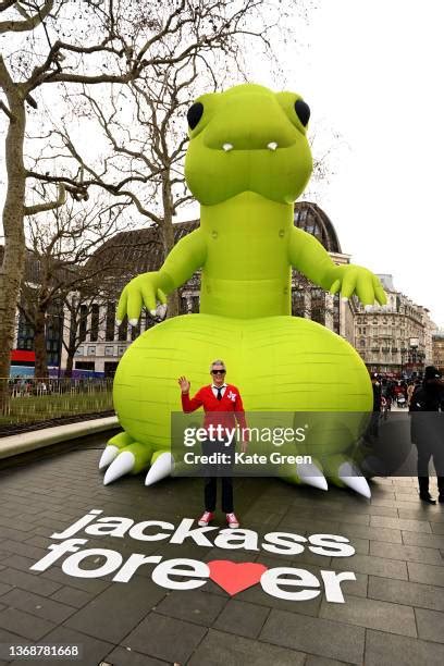 Johnny Knoxville Jackass Photos And Premium High Res Pictures Getty Images