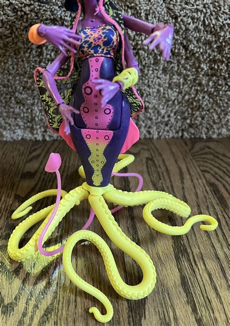 Monster High Kala Mer Ri Doll Great Scarrier Reef With Dairy Ebay