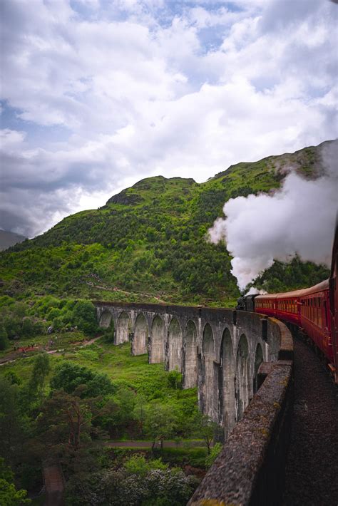 Hogwarts Express in Scotland: Guide to the Jacobite Steam Train