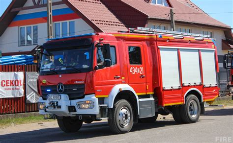 434 G 21 GBA 2 28 Mercedes Benz Atego 1530 Bocar JRG 4 Gdynia