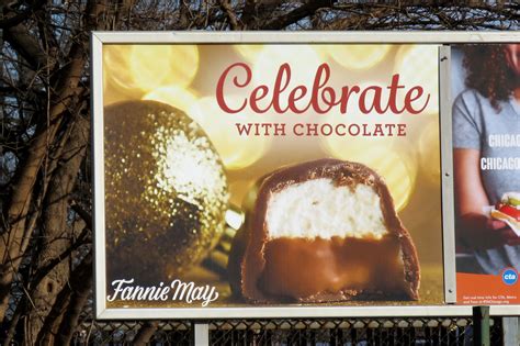 Outdoor Drives Xmas Shoppers to Retail | Billboard Insider™