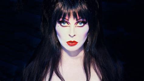 Elvira Wallpaper