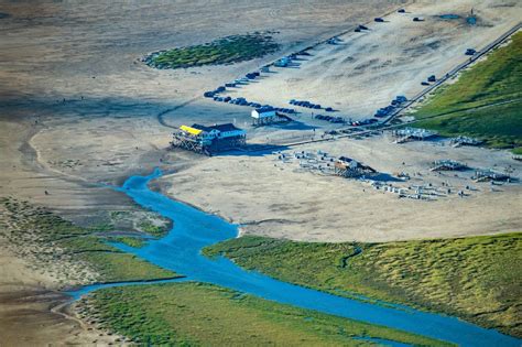 Luftbild Sankt Peter Ording Küsten Landschaft und Strandparkplatz am