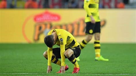 Borussia Dortmund nach Niederlage gegen den FC Bayern München weiter in