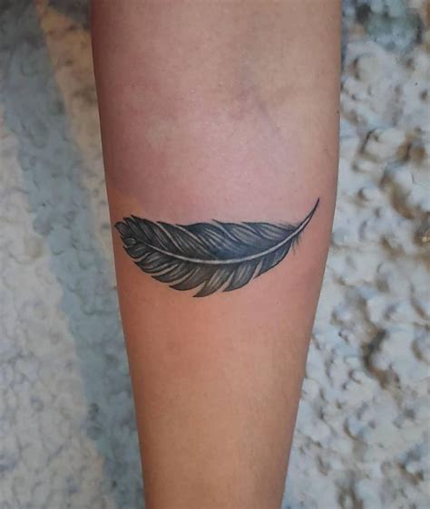 Pretty Feather Tattoos You Must Try Style Vp