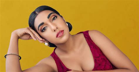 The Rise Of Rupi Kaur From Self Published Poet To International Sensation