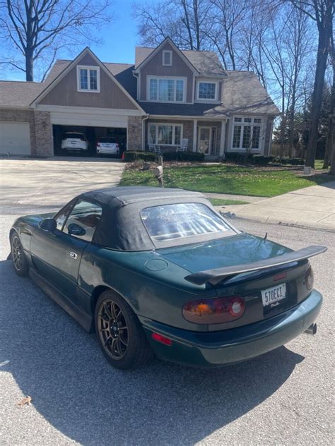 British Racing Green 1991 Mazda Miata 1.6 Liter 4 Cylinder for sale