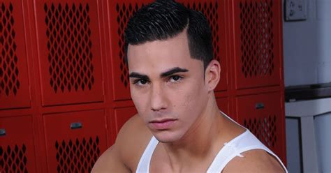 Tom Faulk Free Gay Porm Vleroinfo