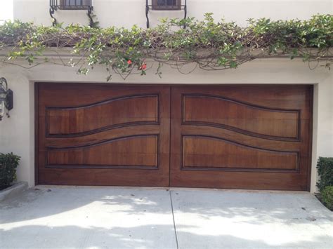 3 Reasons Why You Must Install Wood Garage Doors – Tech, Business, Digital Marketing, Lifestyle ...