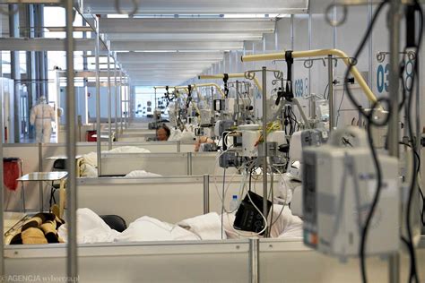 Szpital tymczasowy na MTP kończy działalność Kiedyś trzeba było