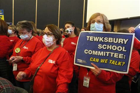 Tewksbury Teachers Ratify New Collective Bargaining Agreement