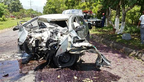 Accidente De Tránsito Deja Tres Personas Lesionadas Diario El Mundo