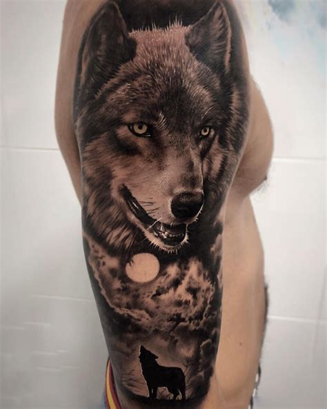 Masculino Tatuagem No Bra O De Lobo Pode Transmitir Uma Ideia Um