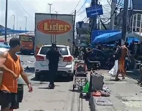 Policial militar mata homem após atirar à queima roupa durante operação