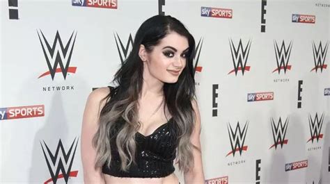 Mum Of WWE Diva Paige Sends Defiant Message To Hackers And Trolls After Sex Tape Is Leaked