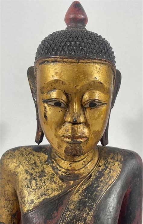 Sehr Alte Grosse Sitzender Buddha Skulptur Aus Holz Kaufen Auf Ricardo