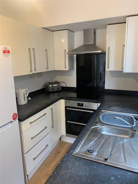 4 bedroom house for rent Wembley Grove, Manchester, M14 6EJ | UniHomes