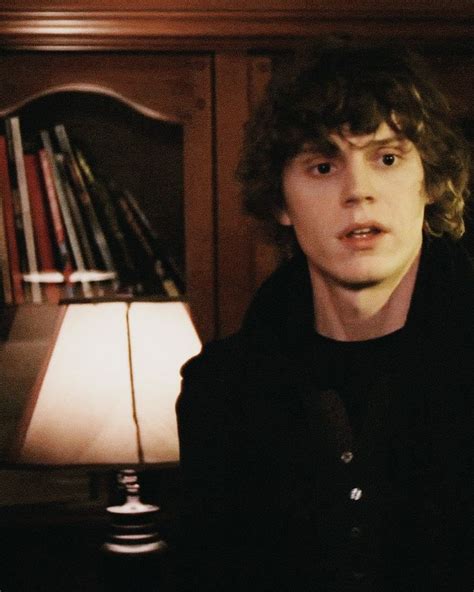 Evan Peters And Emma Roberts In Adult World