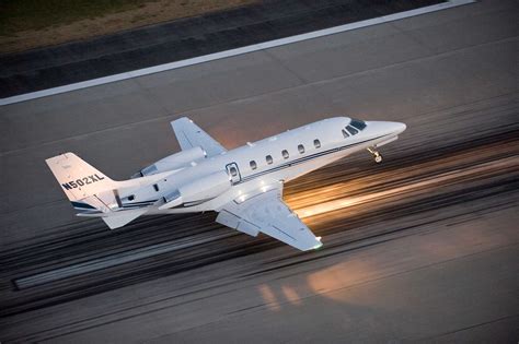 cessna business jet traveler