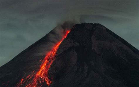 Waspada Aktivitas Kegempaan Gunung Merapi Masih Tinggi