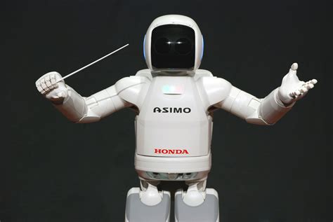 ASIMO The Maestro Honda Robot To Conduct Detroit Orchestra