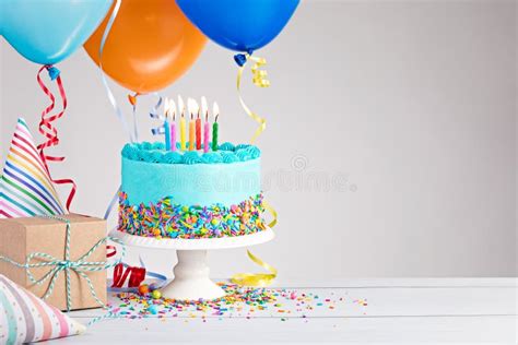 367,016 Birthday Cake Stock Photos - Free & Royalty-Free Stock Photos ...